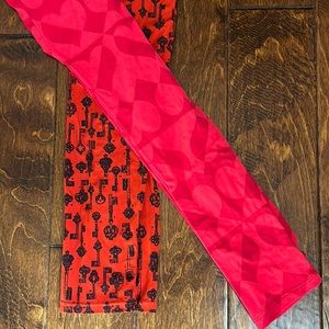2 pair of LuLaRoe buttery soft leggings. Tall&Curvy - Like new.
